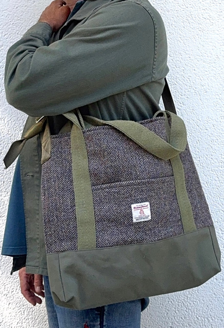 He Ecru Harris Tweed Bag