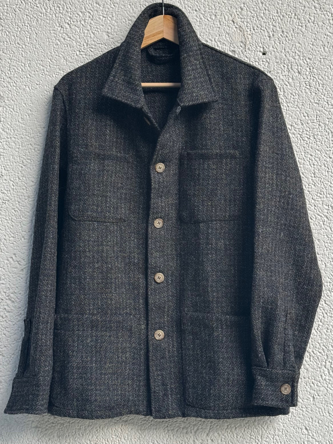 Worker Harris Tweed Pin Pon